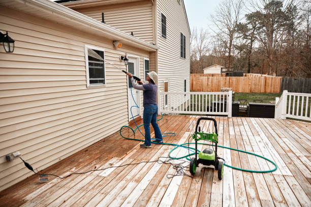 Why Choose Our Certified Pressure Washing Experts for Your Project Needs in Clarksville, TX?